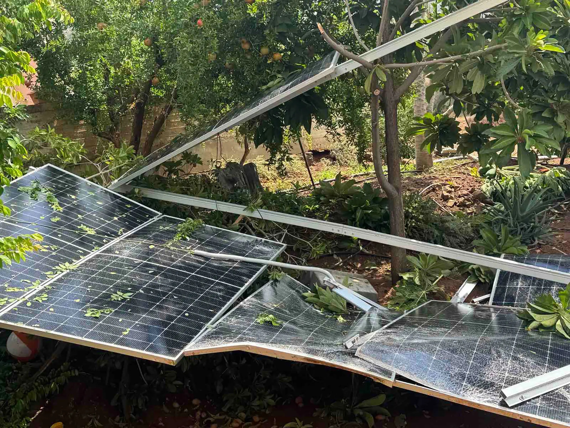 Έναν νεκρό και σοβαρά προβλήματα άφησε πίσω της η κακοκαιρία
