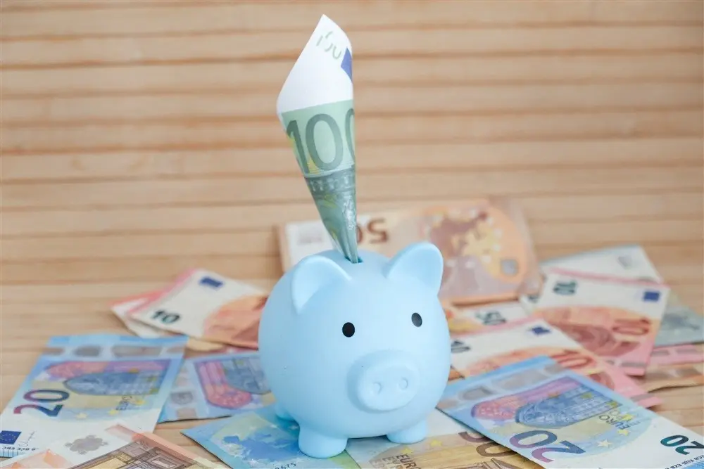 Ευρώπη: Η κουλτούρα της αποταμίευσης γίνεται «φρένο» στην κατανάλωση και την οικονομική ανάπτυξη