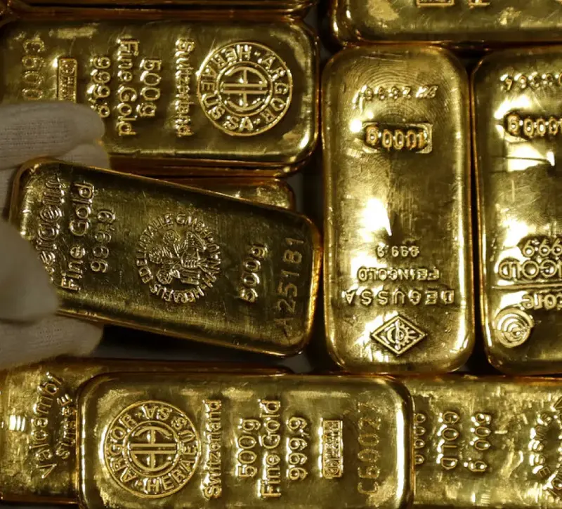 Χρυσός: Άνοδος κοντά στα $4.560 με ώθηση από Fed και δηλώσεις Τραμπ