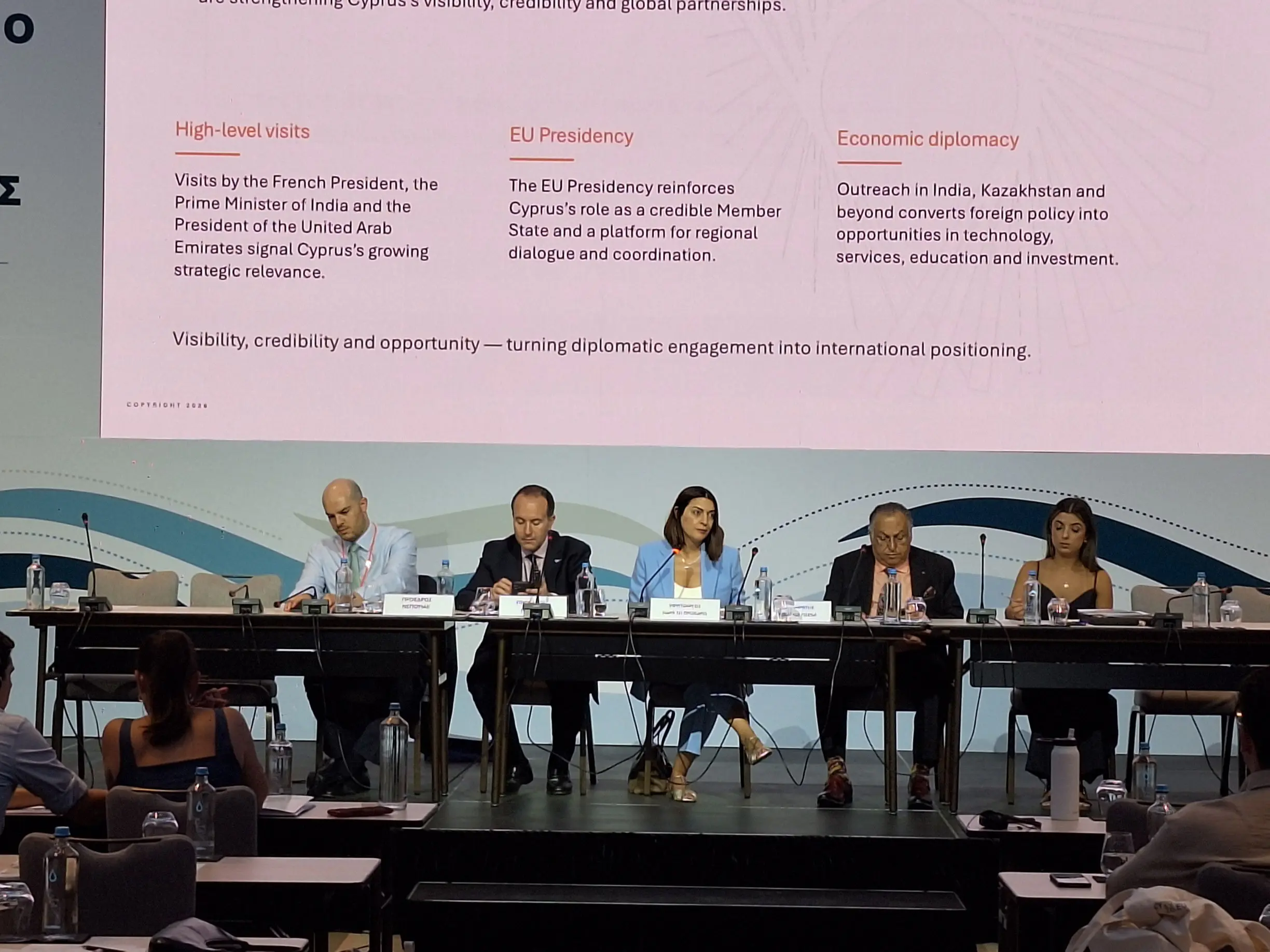 Πάνω από 400 εξειδικευμένες θέσεις εργασίας στο «Minds in Cyprus»