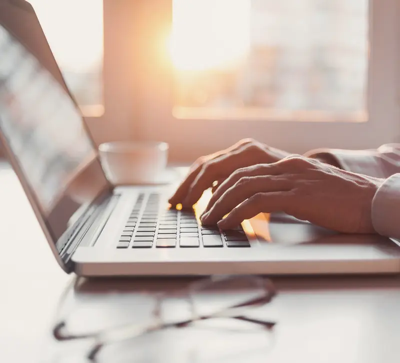 Επίσημη πρώτη μεθαύριο για τηλεργασία στο Δημόσιο – Ακολουθούν και «μαθήματα»