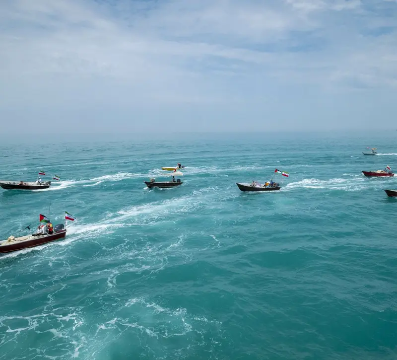 Στενά του Ορμούζ: Έλλειψη δεξαμενόπλοιων απειλεί την παγκόσμια προσφορά πετρελαίου