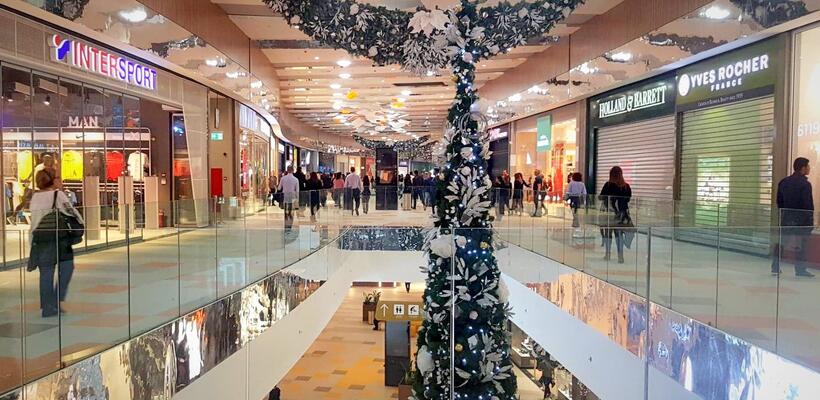 Το λιανικό εμπόριο κέρδισε το στοίχημα των γιορτών