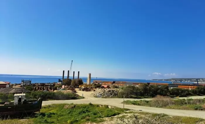 Σε θέση μάχης ο Υπ. Ενέργειας για Βασιλικό - Συναντιέται με κινεζική κοινοπραξία