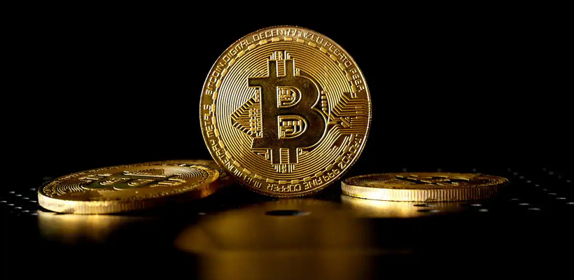 Ανακάμπτει η αγορά κρυπτονομισμάτων – Πάνω από τα 71.000 δολάρια το Bitcoin