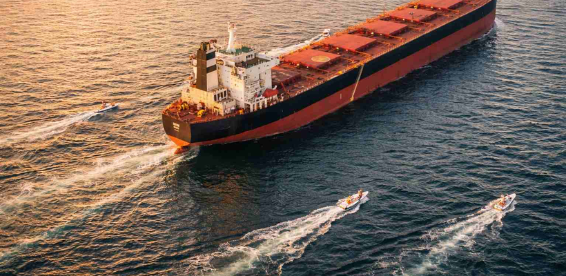 Η κρίση στα Στενά του Ορμούζ εκτοξεύει τα ναύλα στα δεξαμενόπλοια – Χρυσή συγκυρία για τους τολμηρούς πλοιοκτήτες