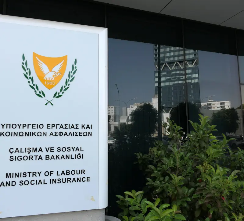Φέρνει και προσλήψεις η συνταξιοδοτική μεταρρύθμιση – Στην προκήρυξη 45 θέσεων προχώρησε το ΥΠΕΡΓ
