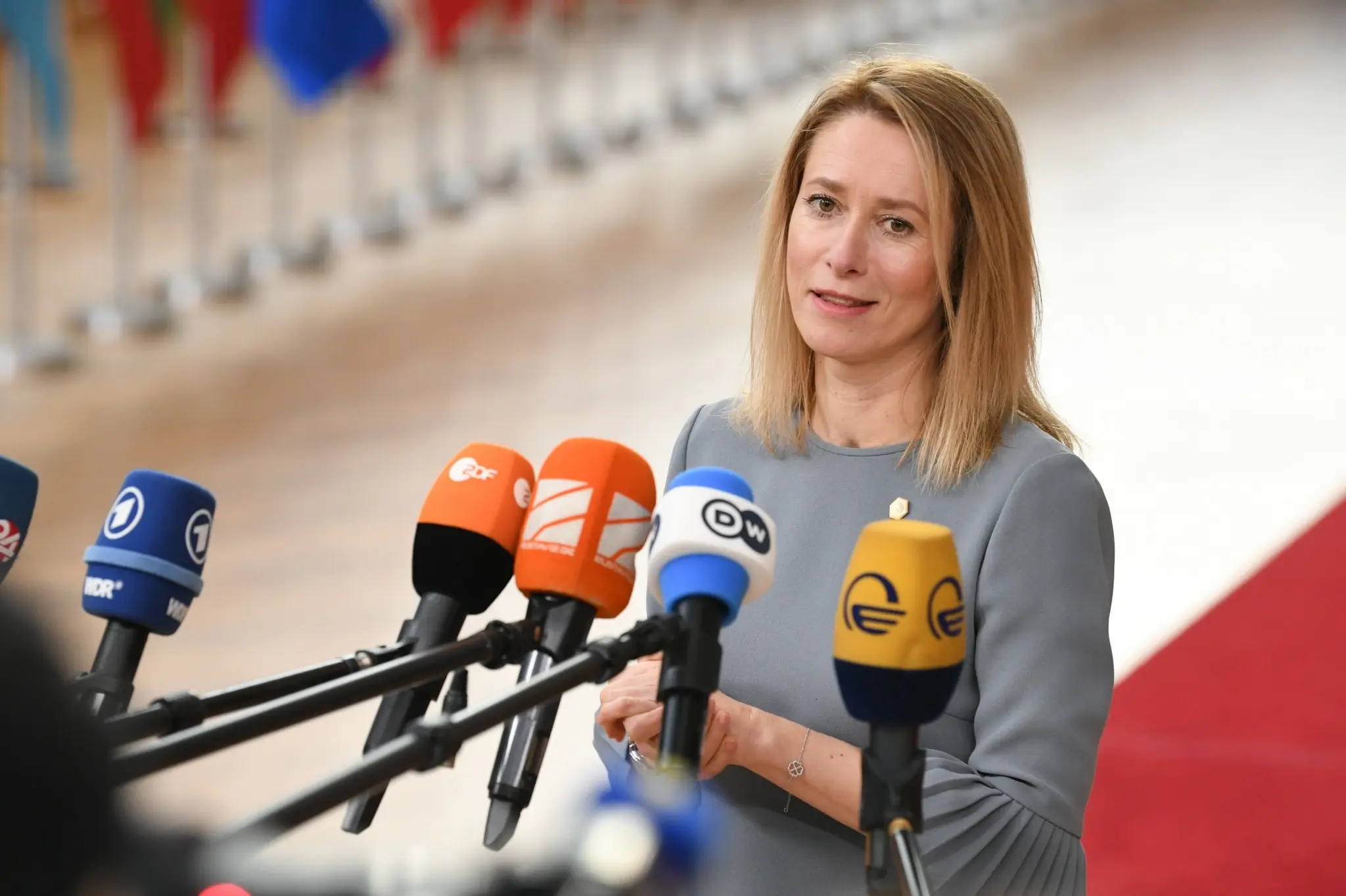 Κάγια Κάλλας: Πρέπει να μειώσουμε την εξάρτησή μας από τις ΗΠΑ σε άμυνα και εξοπλιστικά