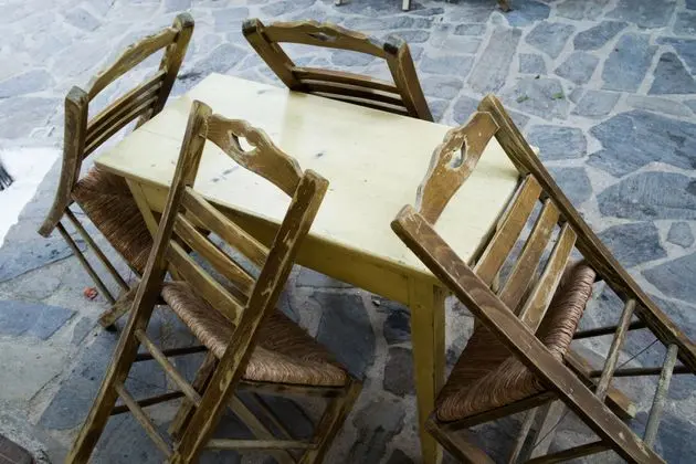 Κλείνουν οι χώροι εστίασης στην Ελλάδα