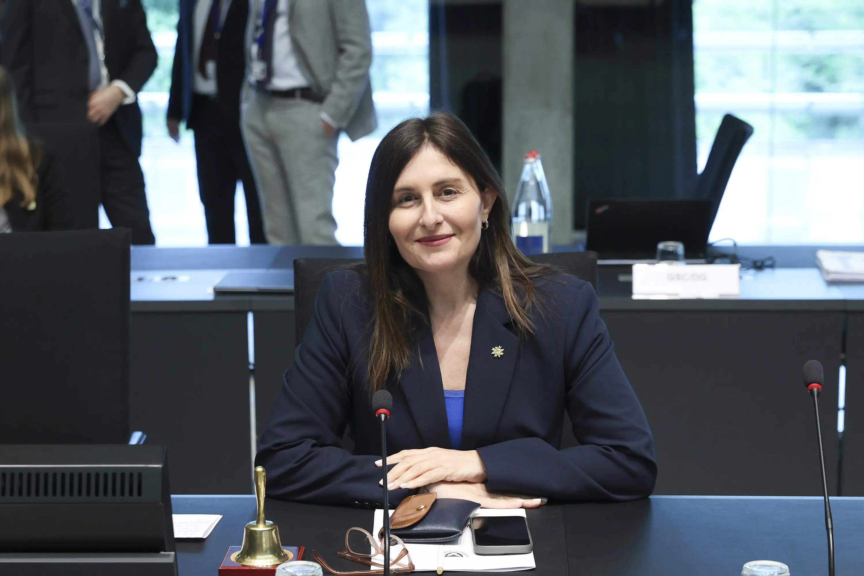 Στο Λονδίνο για επίσκεψη εργασίας η Υφυπουργός Ναυτιλίας