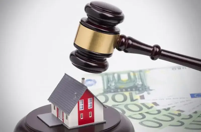 Βουλή: Πέρασαν τα δύο νομοσχέδια για εκποιήσεις