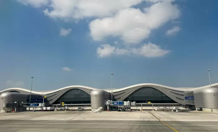 Guardian για Ντουμπάι: Έως €300.000 το άτομο για μια πτήση διαφυγής – Το «χρυσό» οδοιπορικό των celebrities για να σωθούν