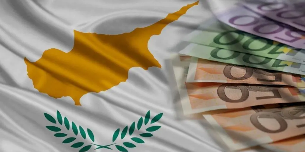 Στο 1% η υλοποίηση αναπτυξιακών δαπανών, στο 8% τα έσοδα και στο 4% οι δαπάνες (πίνακες)
