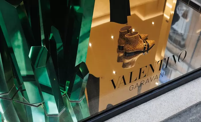 Η Valentino ετοιμάζει την πρώτη της έκδοση ομολόγου για να αποπληρώσει τις τράπεζες