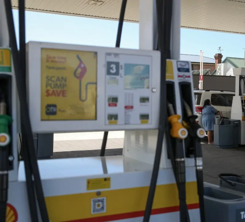 Βενζίνη: Τι έκανε η Αυστραλία και έριξε τις τιμές στα καύσιμα για πρώτη φορά από την έναρξη του πολέμου