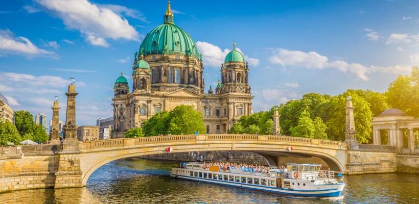 Easy Jet: 7 νέα δρομολόγια το καλοκαίρι του 2018