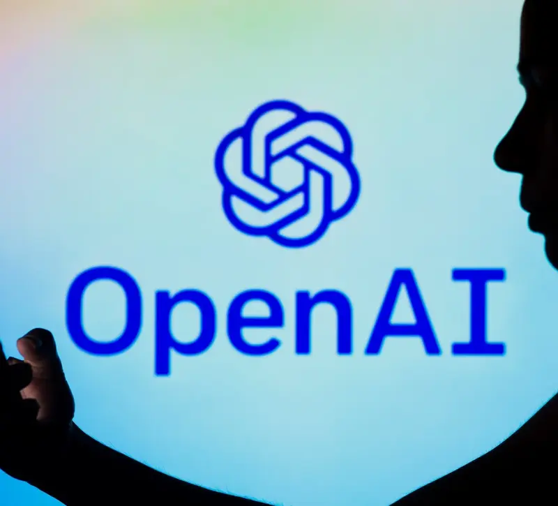 Απολυμένοι ερευνητές της OpenAI την καλούν να μην δημιουργήσει τεχνητή νοημοσύνη «ακατανόητη για τους ελεγκτές της»