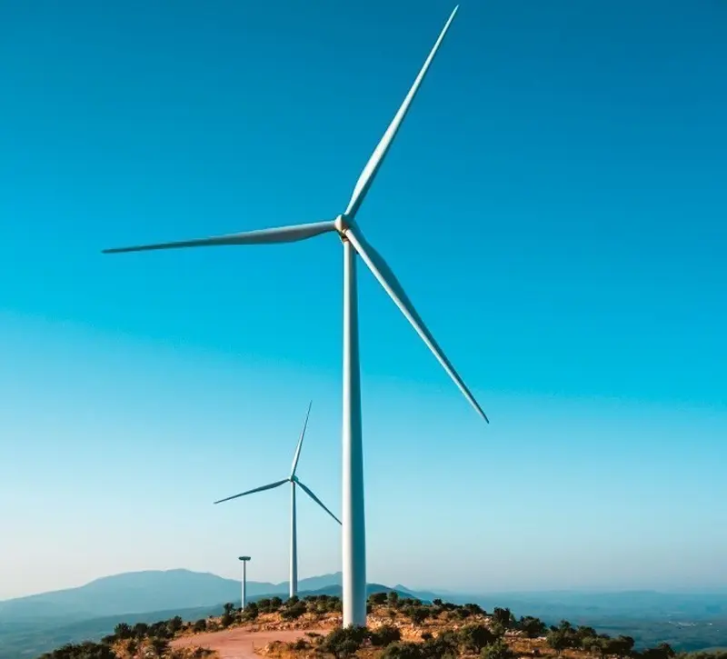 Ενέργεια: Το δίκτυο στην Ευρώπη δεν αντέχει την «έκρηξη» από τις Ανανεώσιμες Πηγές