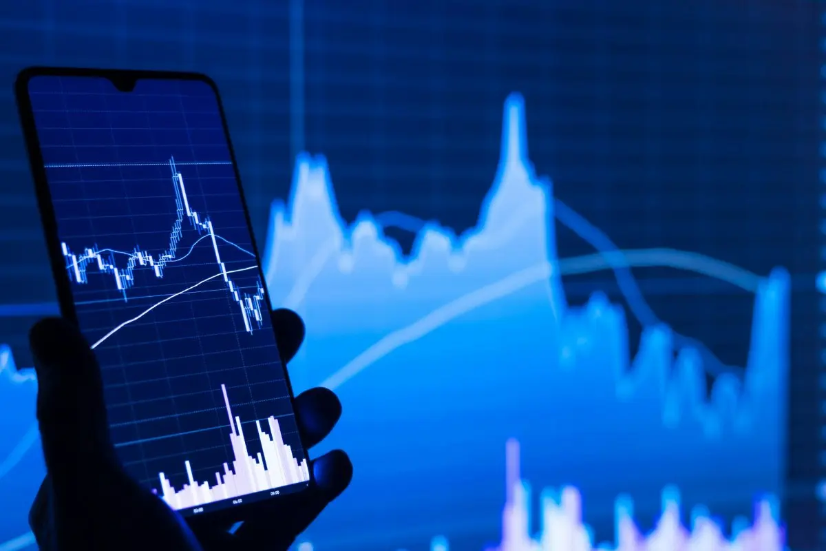 UBS: Η Ευρώπη κάνει βήματα μπροστά - Οι τρεις κλάδοι που θα κερδίσουν το στοίχημα