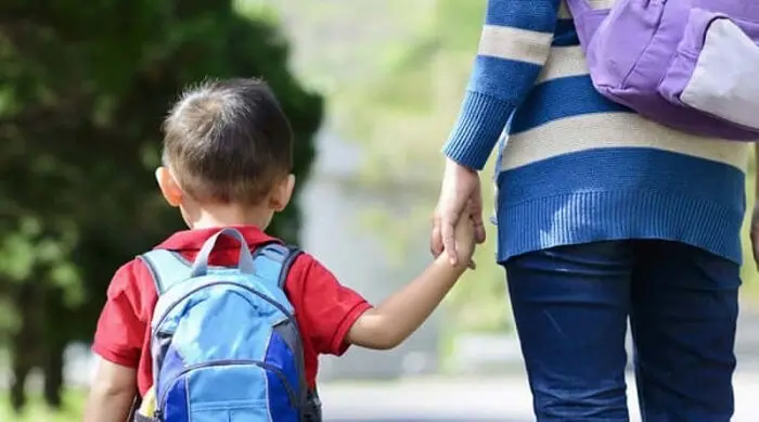 Στη Βουλή το νομοσχέδιο για τη γονική άδεια