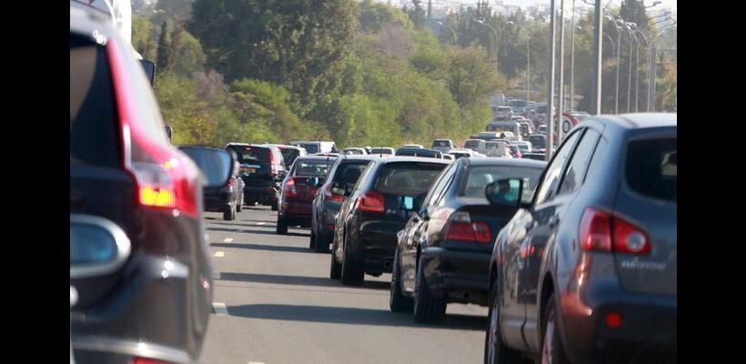 Μέχρι αύριο τα μεσάνυχτα η ανανέωση αδειών κυκλοφορίας χωρίς επιβαρύνσεις