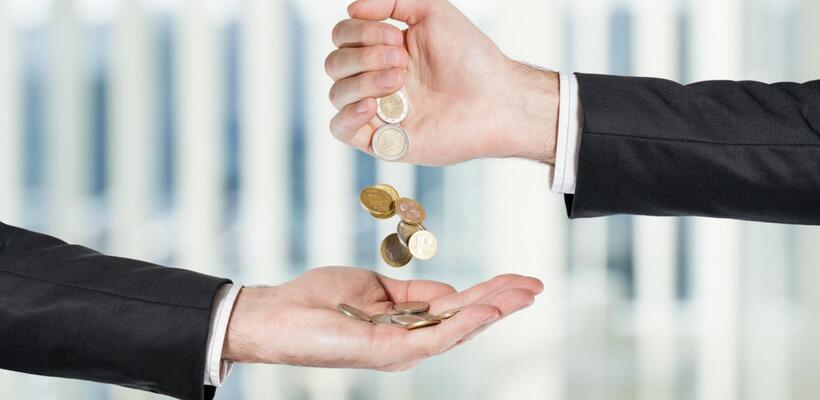 Ελλάδα: Επαναφορά κατώτατου μισθού στα 751 ευρώ;