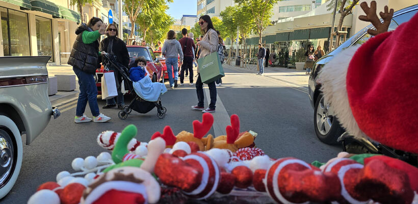 Κορυφώνονται σήμερα τα ψώνια για το γιορτινό τραπέζι – Αυξημένη η κίνηση στην αγορά