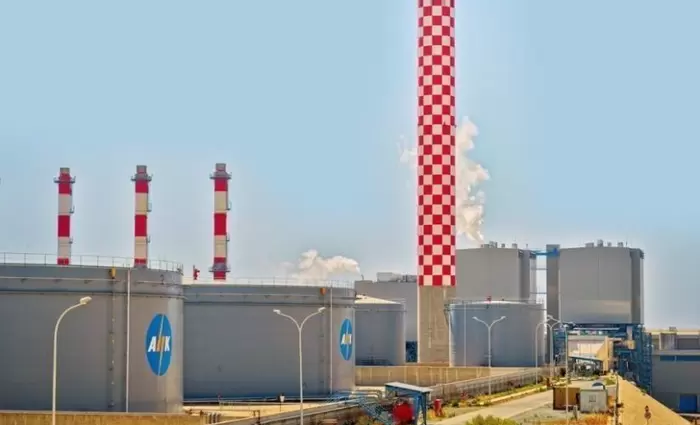 Καινούργιες γεννήτριες στη Δεκέλεια για φθηνότερο ρεύμα, ευελιξία και… επάρκεια