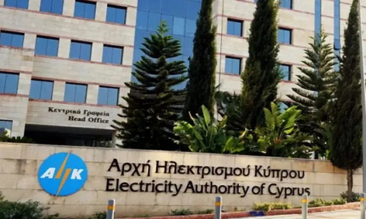 Η ΡΑΕΚ ενέκρινε τη μείωση της τιμής του ηλεκτρικού ρεύματος