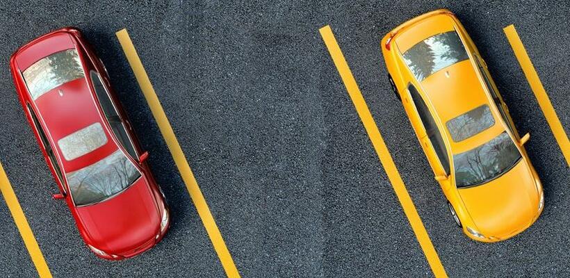 Πάρκαρε στο αεροδρόμιο Λάρνακας με μόνο €1