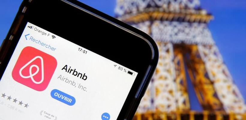 Ποιοί και γιατί θέλουν να επενδύσουν στην Airbnb