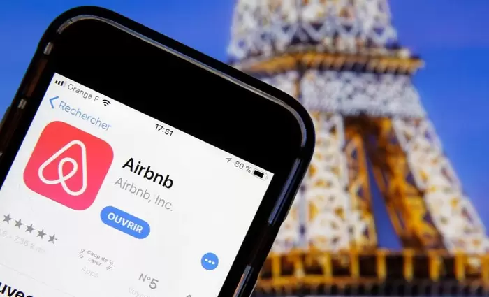Ποιοί και γιατί θέλουν να επενδύσουν στην Airbnb