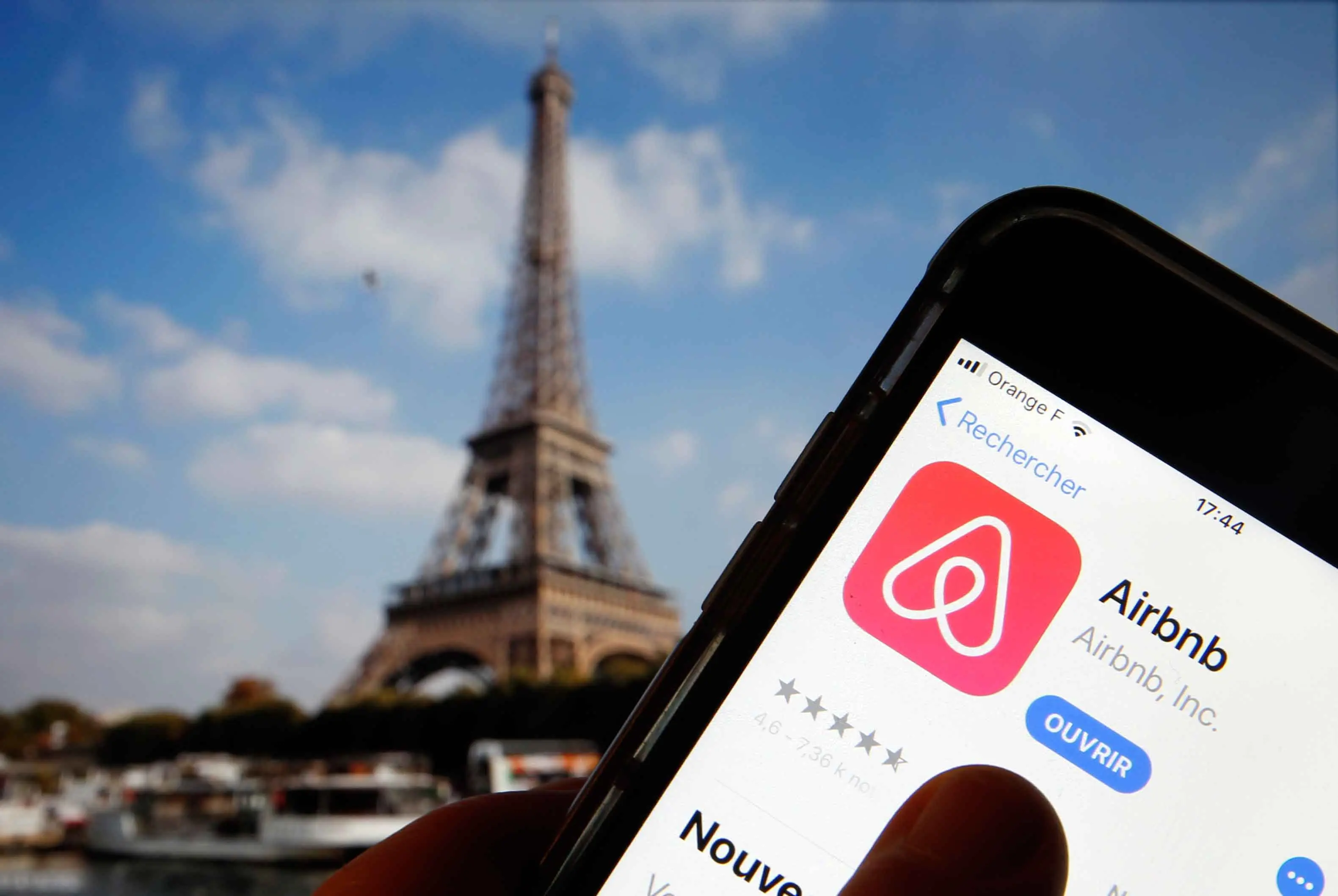 Τι αλλάζει στην Airbnb - Επηρεάζεται και η Κύπρος