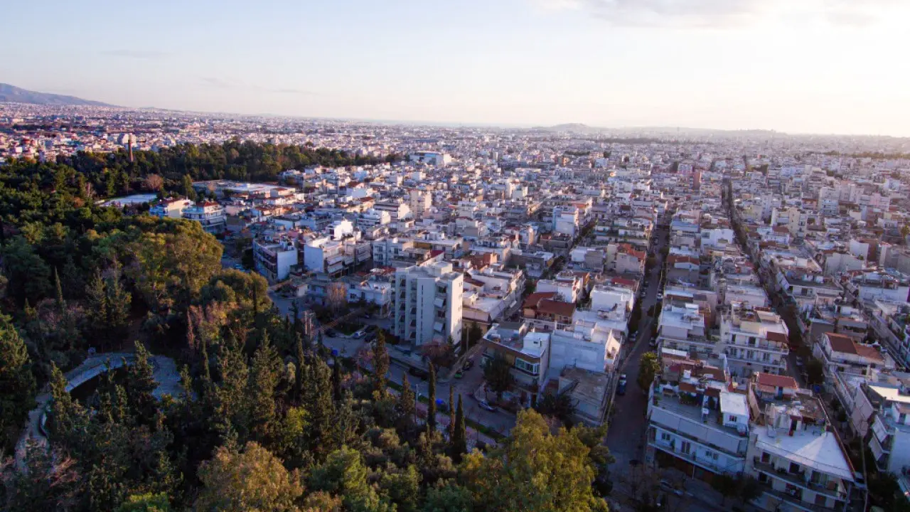Μαγνήτης για επενδυτές η αγορά ακινήτων στην Ελλάδα