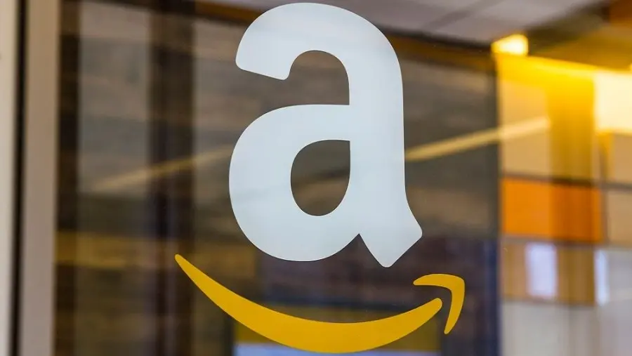 Amazon: Πόσα χρήματα ζητούν με τη μαζική αγωγή τους Βρετανοί λιανοπωλητές