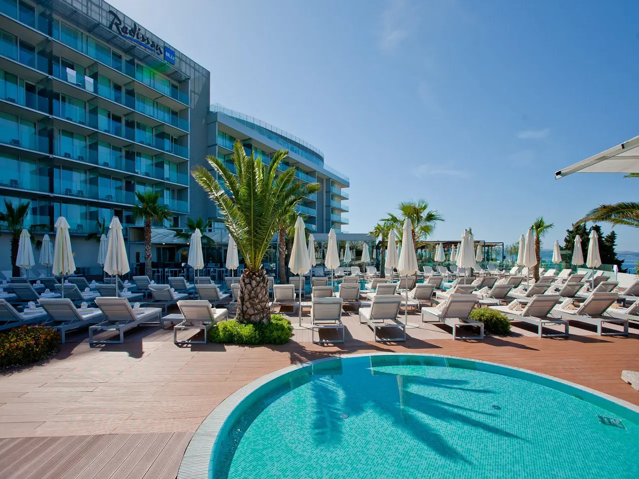 DDB Cyprus: Εμπλουτίζει το πελατολόγιο της με το RADISSON BLU