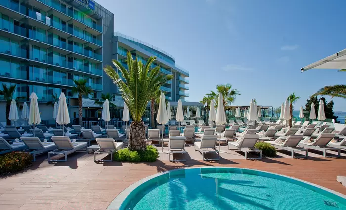 DDB Cyprus: Εμπλουτίζει το πελατολόγιο της με το RADISSON BLU