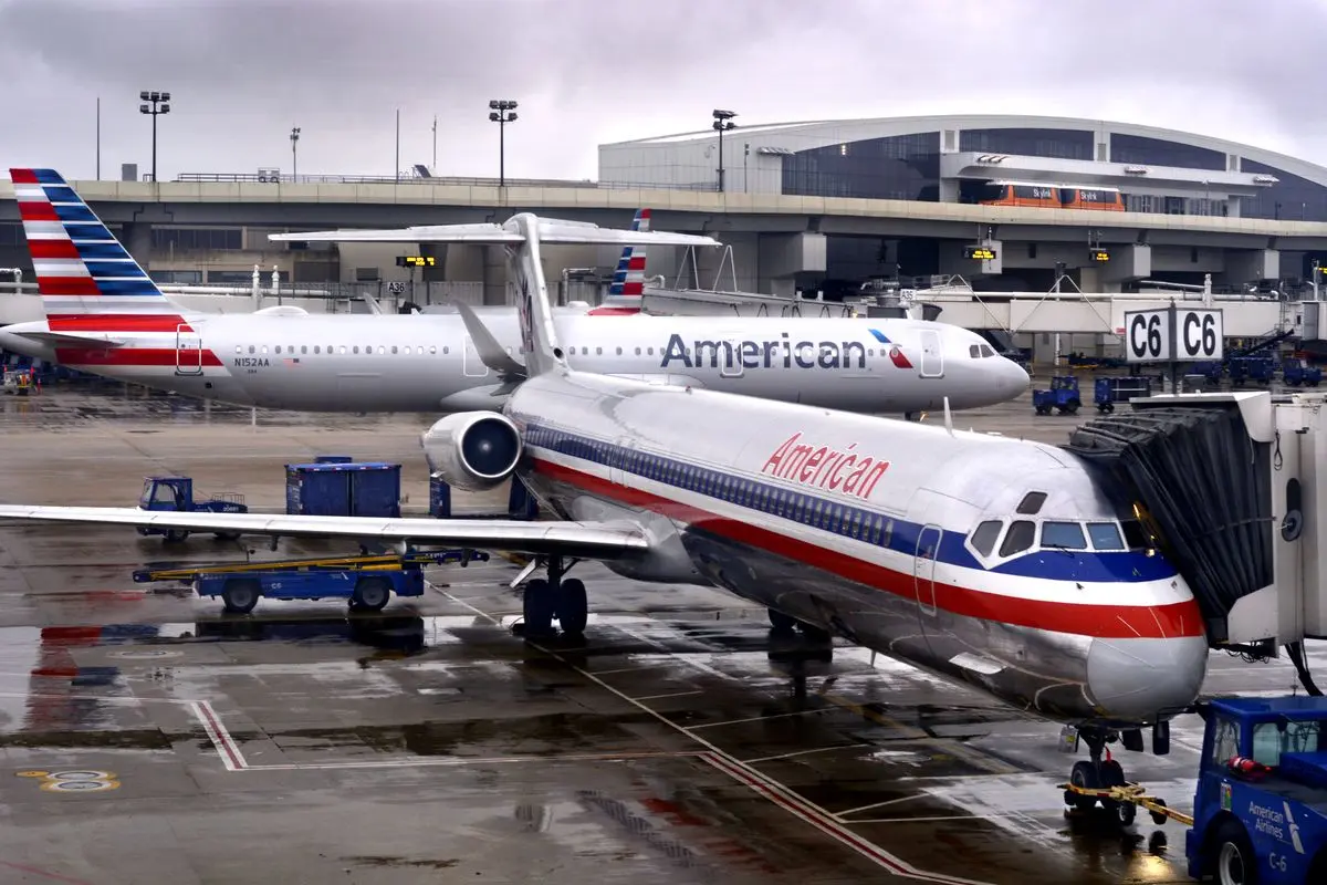 American Airlines: Αναστέλλει τις πτήσεις απο και προς το Χονγκ Κονγκ
