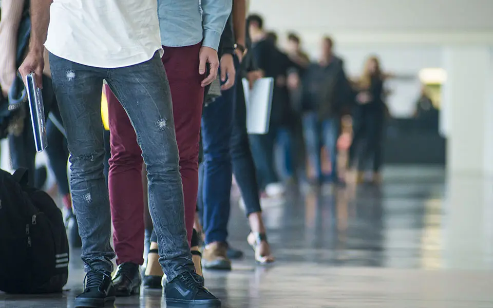 Πόσοι είναι οι εγγεγραμμένοι άνεργοι στα Επαρχιακά Γραφεία Εργασίας