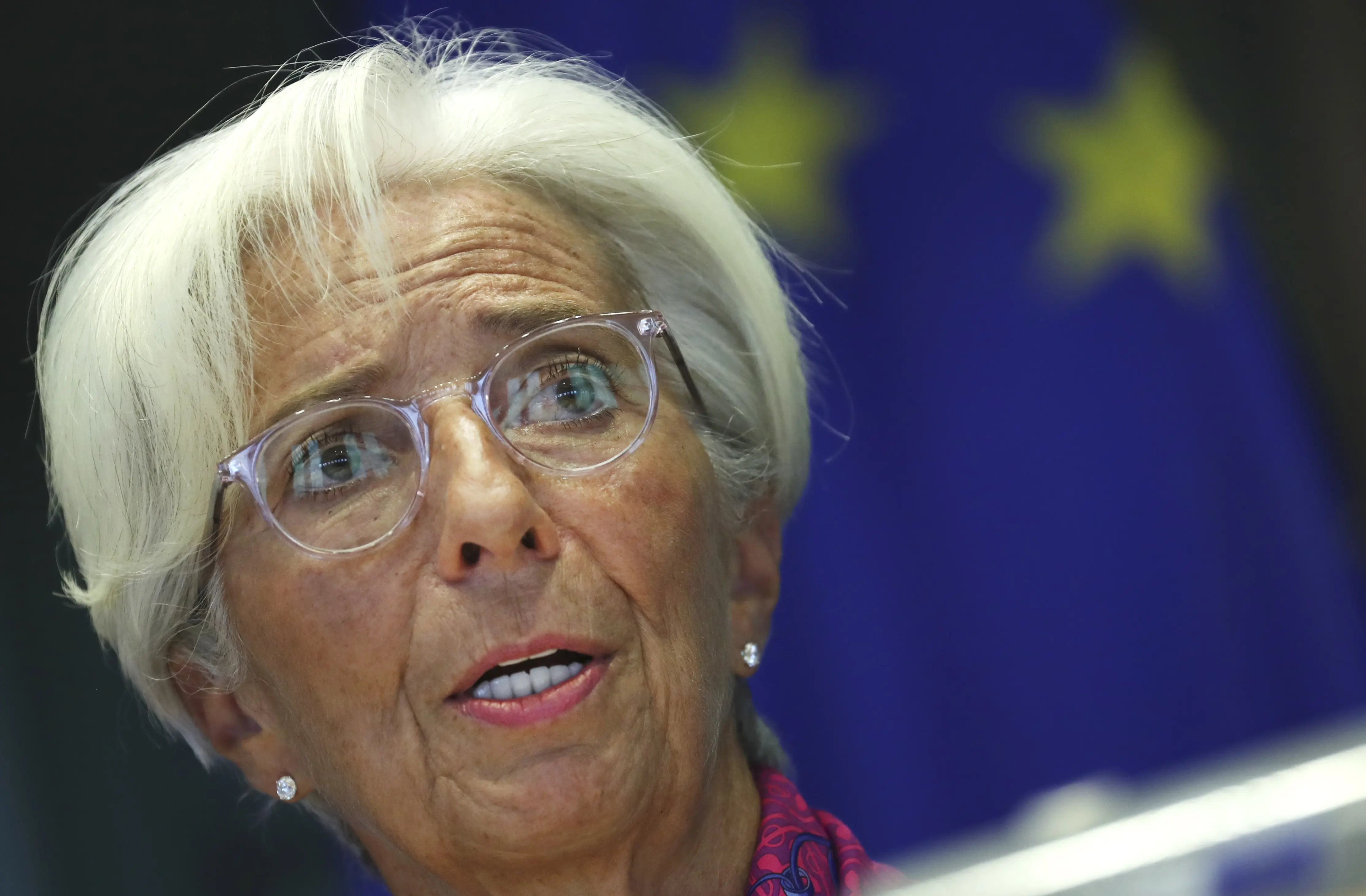 Ιστορική ύφεση προβλέπει η Ευρωπαϊκή Κεντρική Τράπεζα