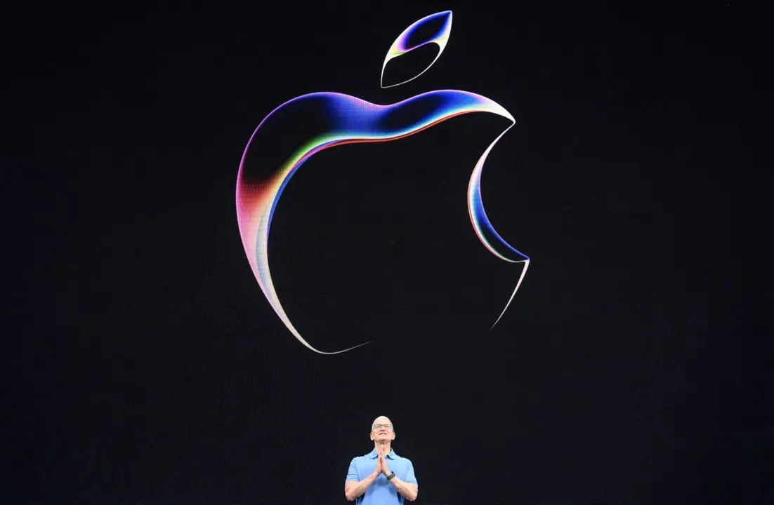 H Apple κάνει την κίνησή της - Φέρνει το ChatGPT στο iPhone