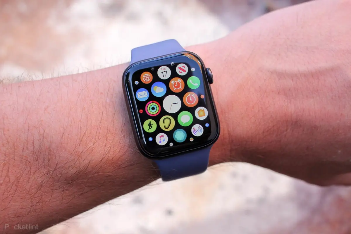 Apple: Πούλησε περισσότερα ρολόγια από όλες τις ελβετικές εταιρείες μαζί