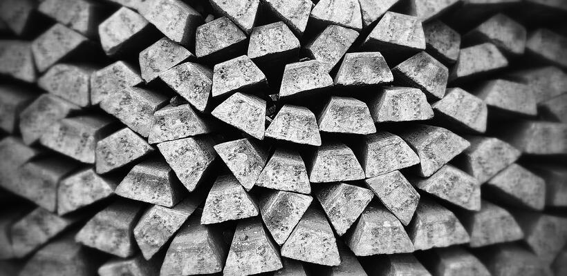 Ασήμι: Υποχώρησε στα $57,8853 η ουγγιά μετά το ράλι–ρεκόρ