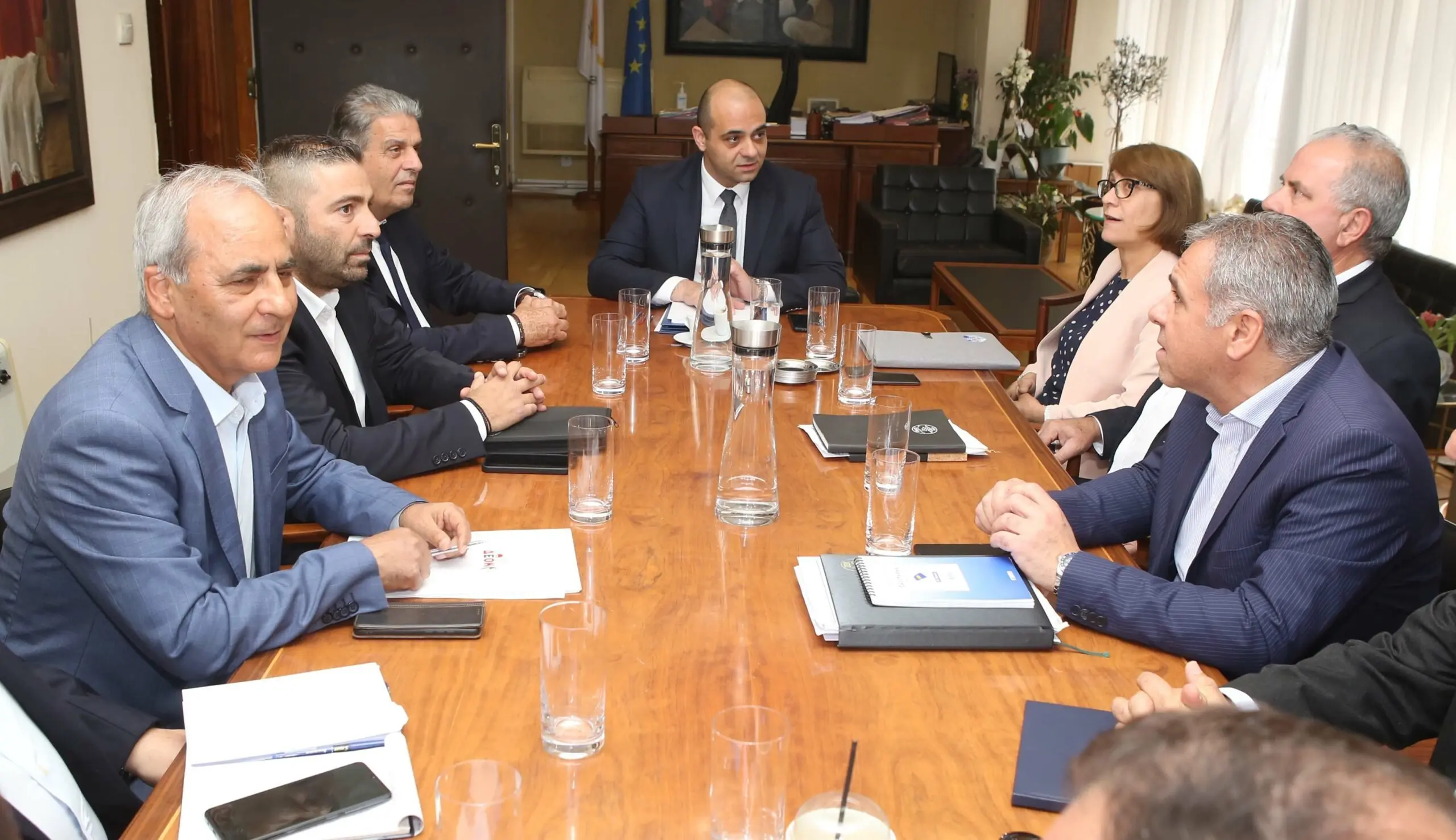 Η ΑΤΑ στο επίκεντρο συνάντησης ΠΟΑΣΟ και Παναγιώτου
