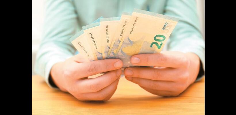 Αυξήσεις μισθών 1,25% από 1η Ιανουαρίου για όσους λαμβάνουν ΑΤΑ