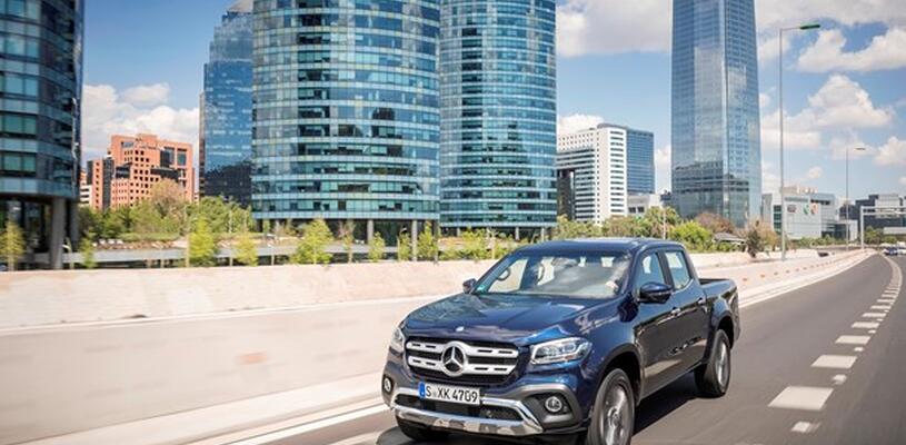 Πωλήσεις ρεκόρ για τα εμπορικά της Mercedes-Benz