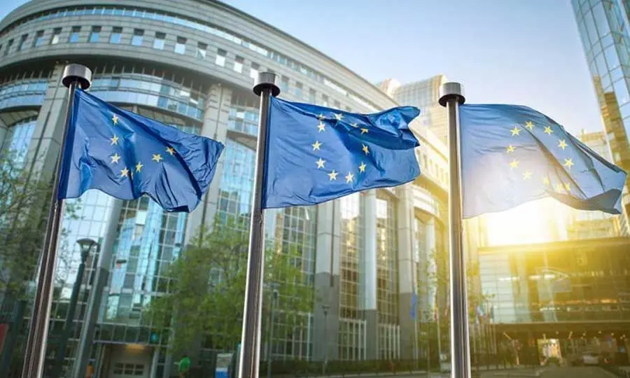 Κομισιόν: Προχωρά σε «στρατιωτικό Σένγκεν» έως το 2027