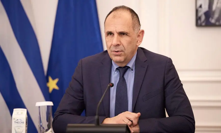 Γεραπετρίτης: Συμφέροντα θέλουν να μπλοκάρουν την ηλεκτρική διασύνδεση