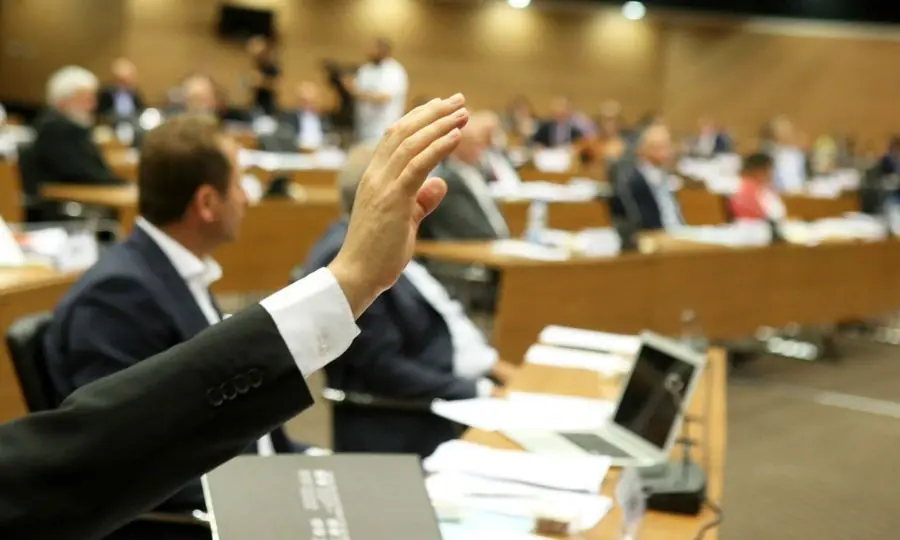 Παράταση δυνατότητας αγωγών για την κατάρρευση του Συνεργατισμού
