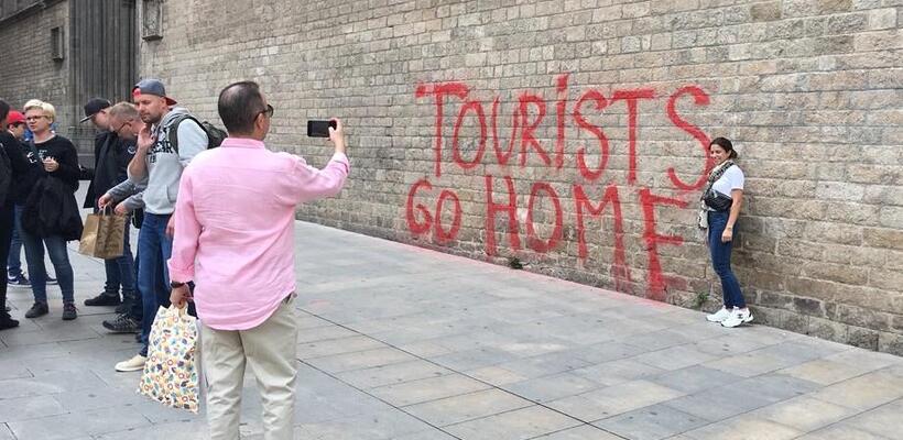 Μπορεί η Ευρώπη να ξεπεράσει την κρίση του υπερτουρισμού;